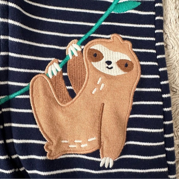 Carter’s sleep and play, 2 way zip - NWOT - 6 month - Picture 4 of 5